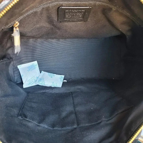 Coach shoulder bag and disney wallet set - Picture 4 of 7